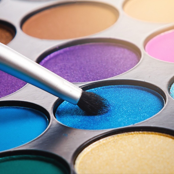 Makeup Equipment – Coloration Mixing
